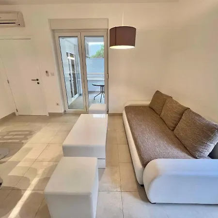 In 44150 Apartament *