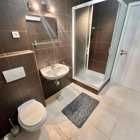Apartament In 44150 Crikvenica