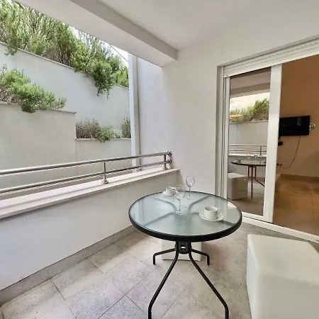 Apartament In 44150