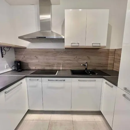 In 44150 Apartament *